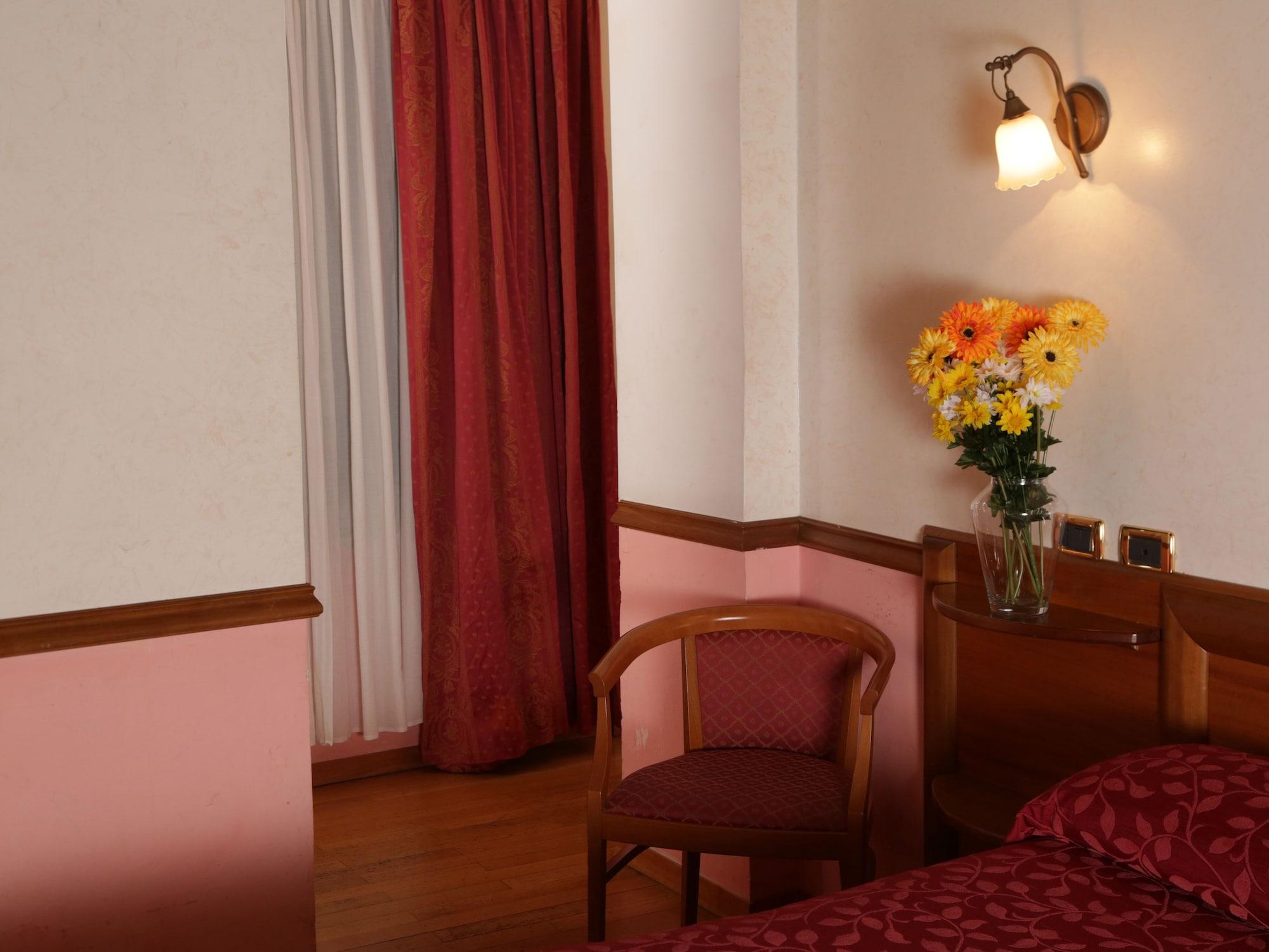 Hotel Santa Prassede Rome Buitenkant foto
